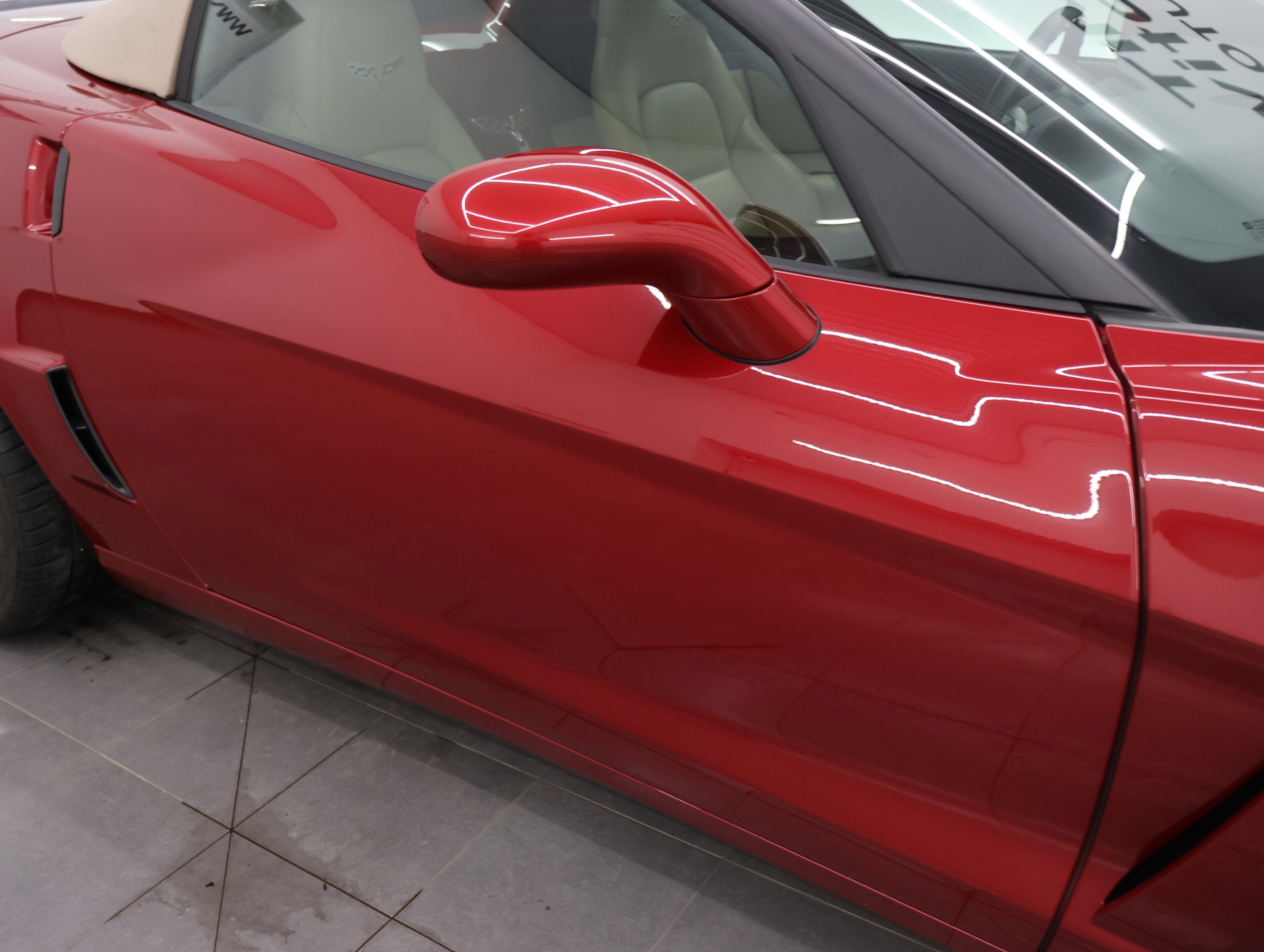 Used 2011 Chevrolet Corvette Grand Sport w/ Preferred Equipment Group RWD image 22