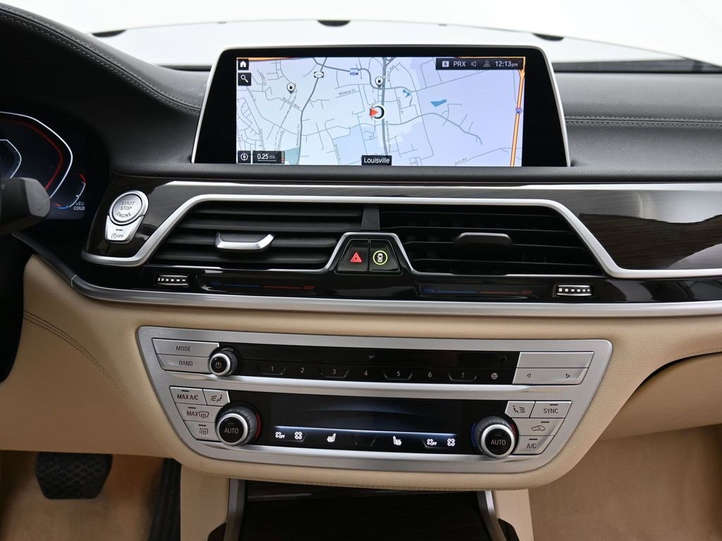 Used 2021 BMW 740i xDrive image 14