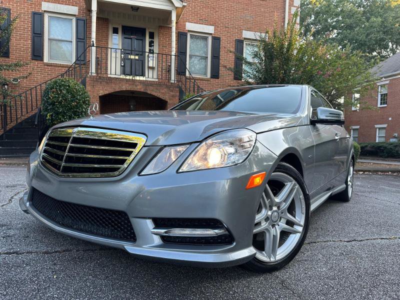Used 2012 Mercedes-Benz E 350 Sedan image 2
