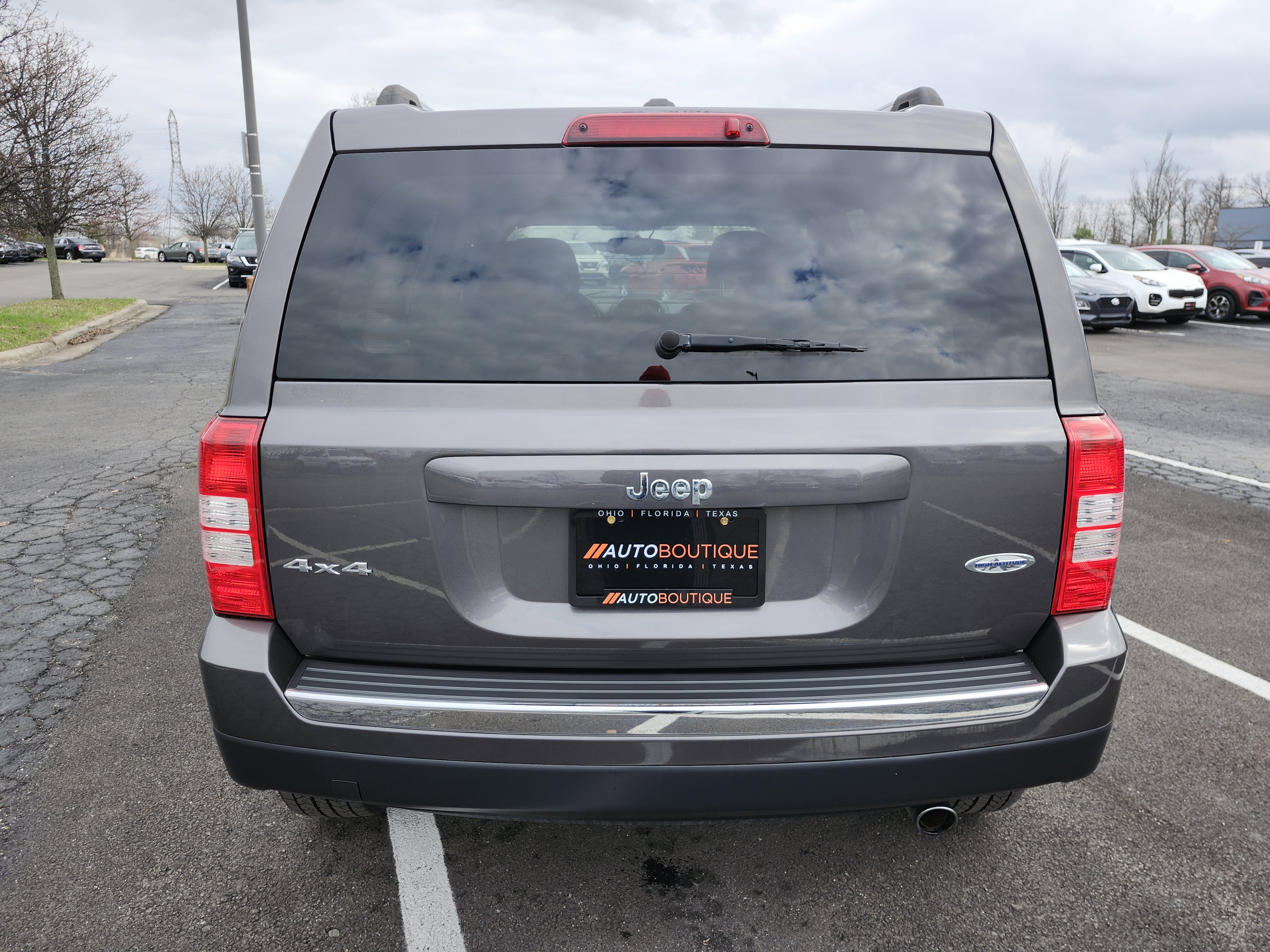 Used 2016 Jeep Patriot High Altitude image 14