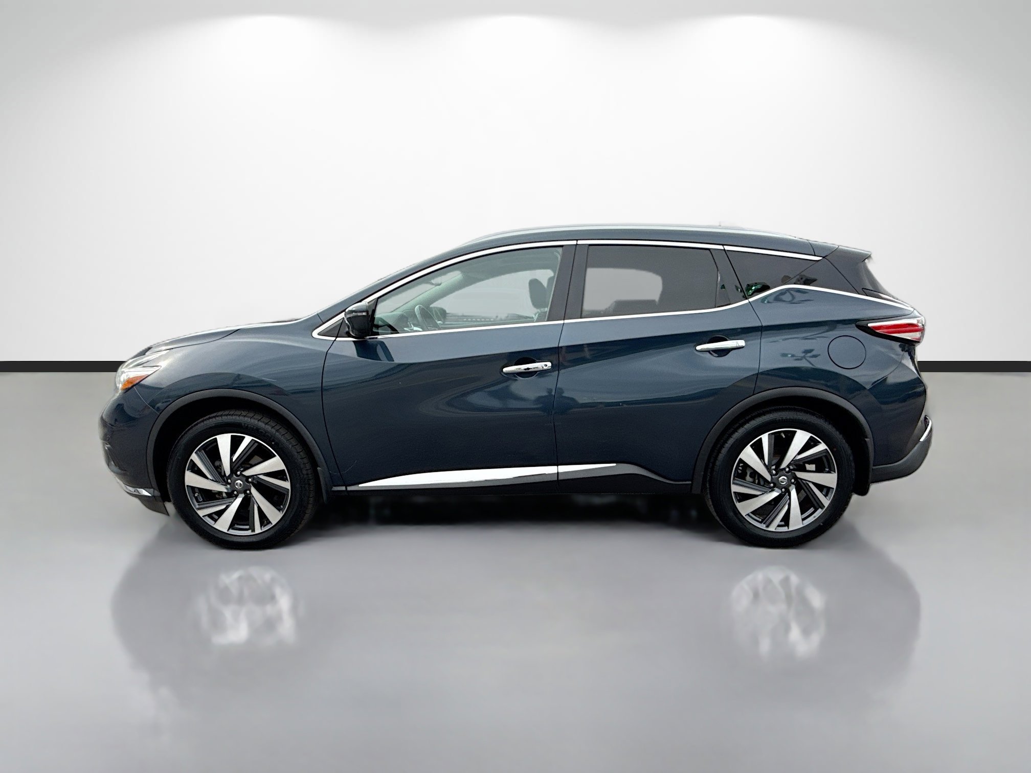 Used 2017 Nissan Murano Platinum w/ Platinum Technology Package FWD image 6