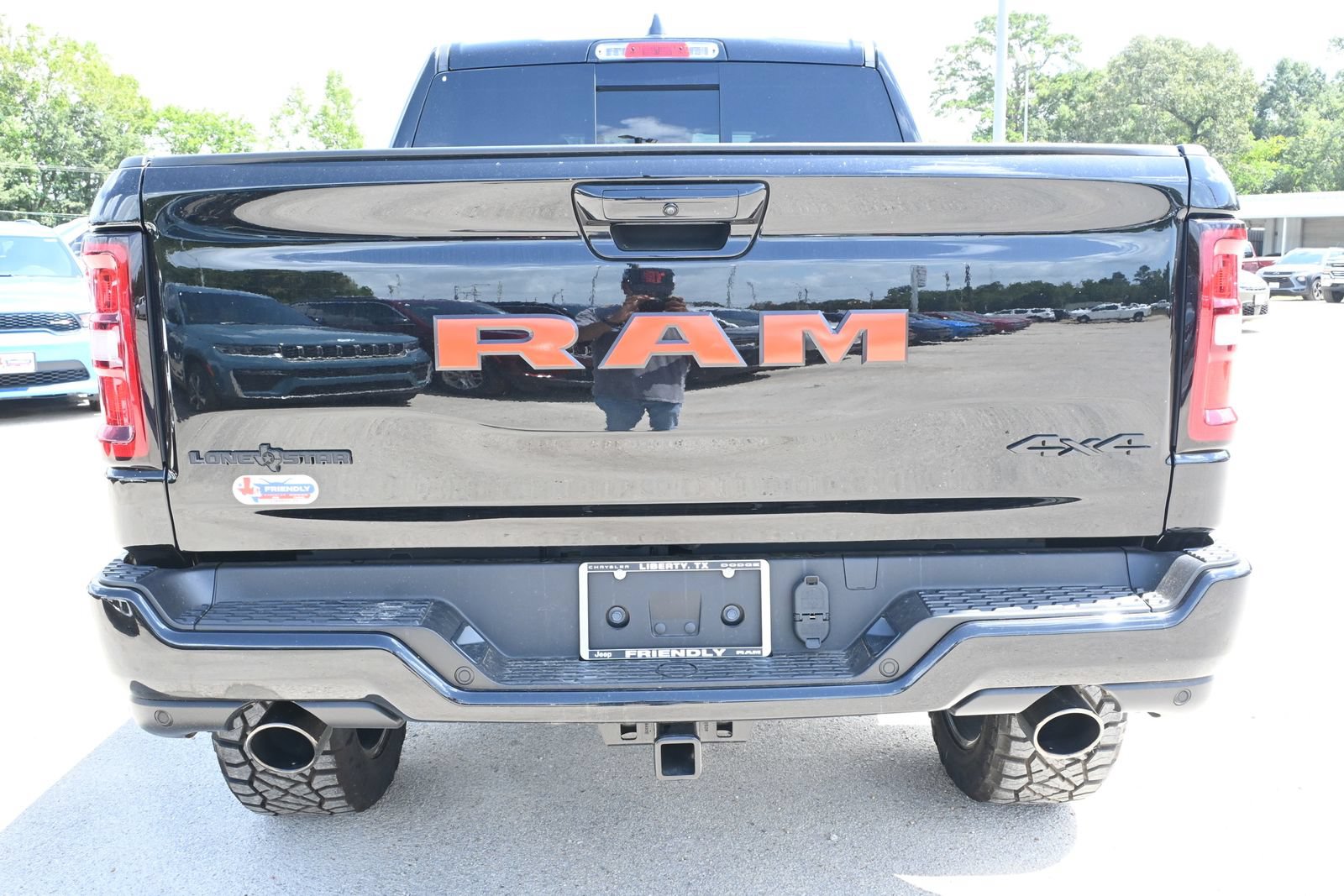 New 2026 RAM 1500 Lone Star w/ Night Edition AWD/4WD image 7