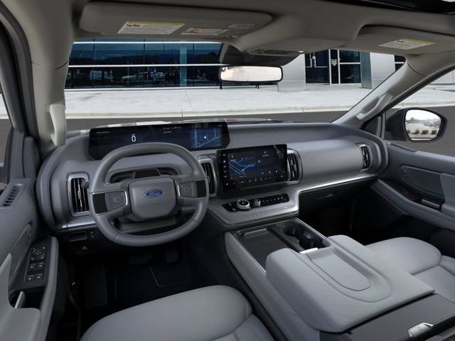 New 2026 Ford Expedition Active RWD image 9