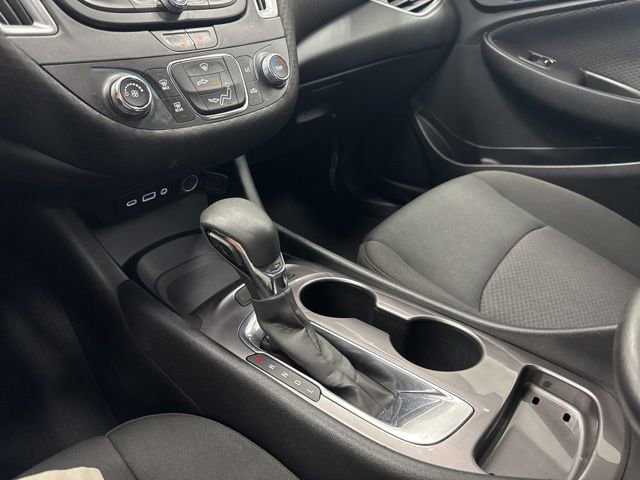 Used 2021 Chevrolet Malibu LS w/ LPO, Convenience Package 1 FWD image 19