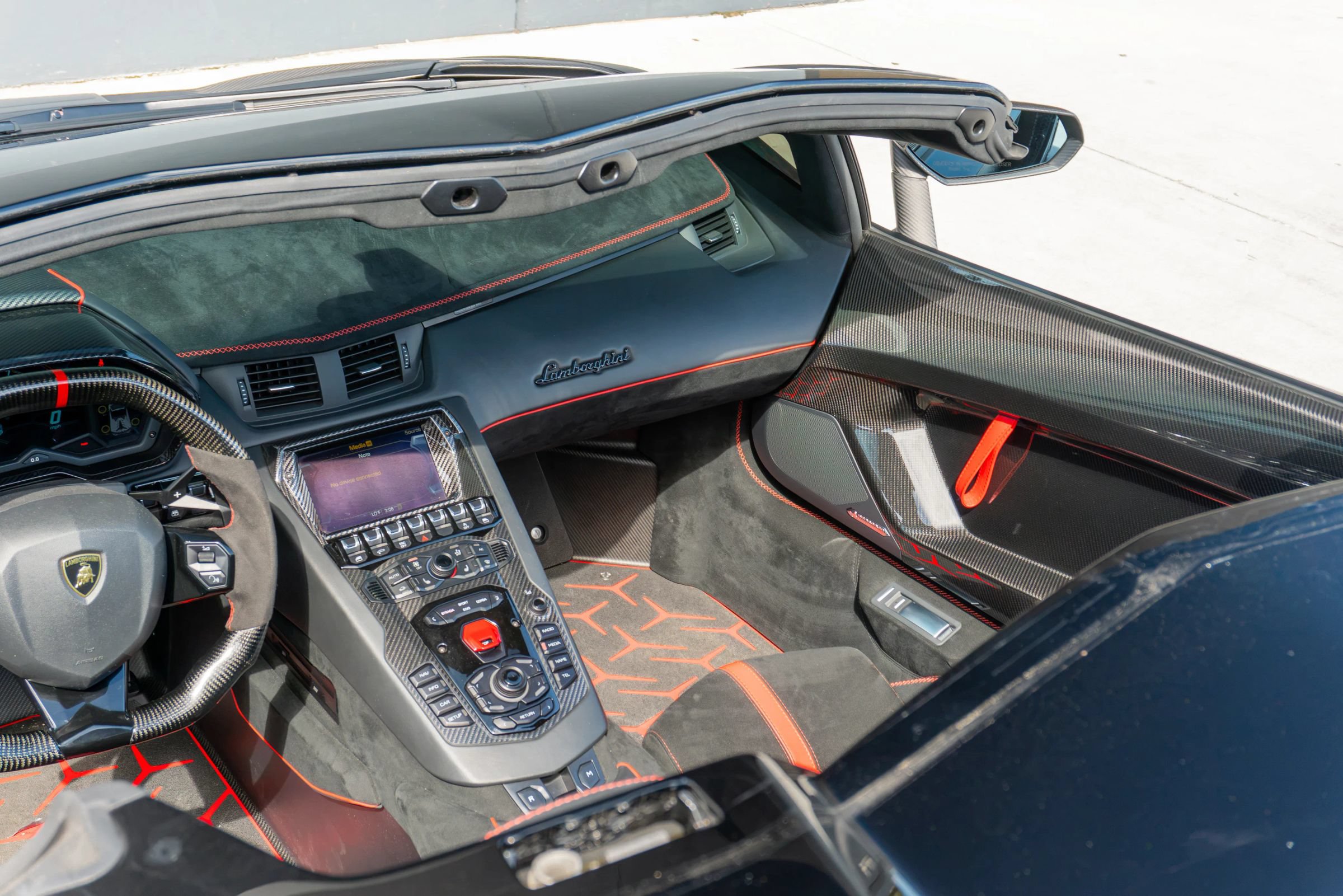 Used 2020 Lamborghini Aventador SVJ AWD/4WD image 68