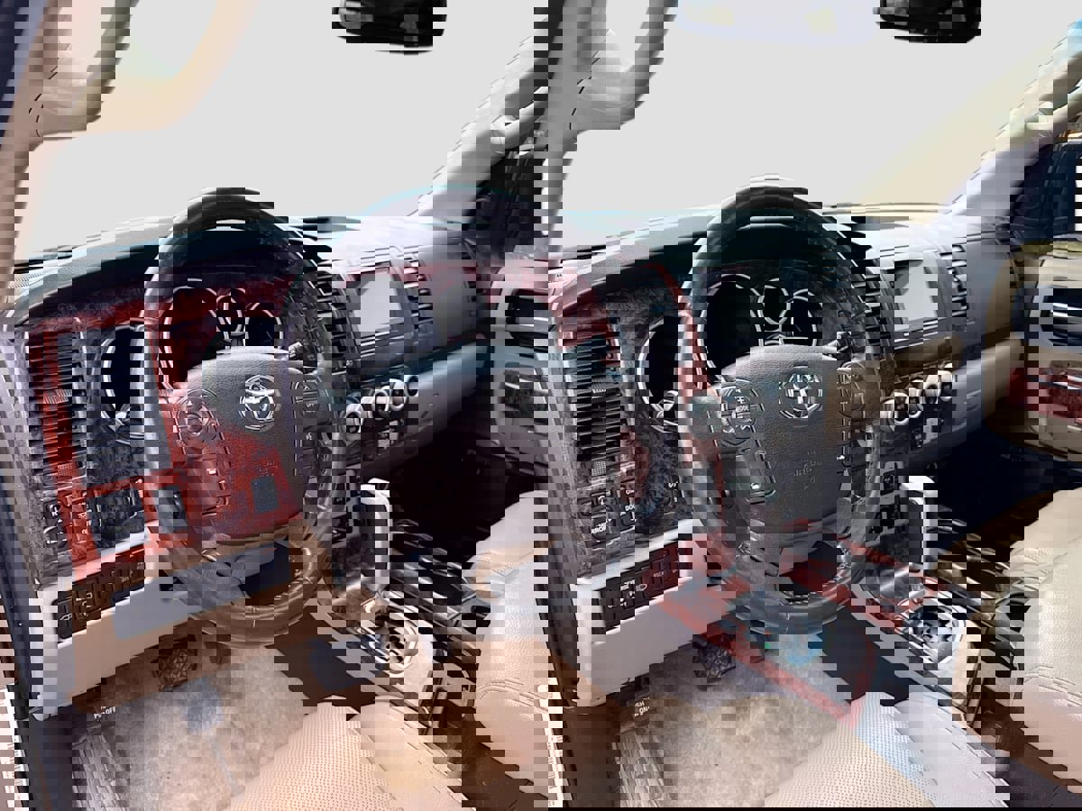 Used 2008 Toyota Sequoia Platinum image 9