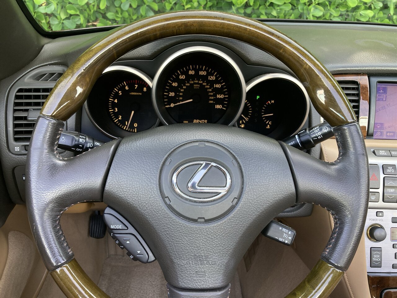 Used 2006 Lexus SC 430 Convertible RWD image 21