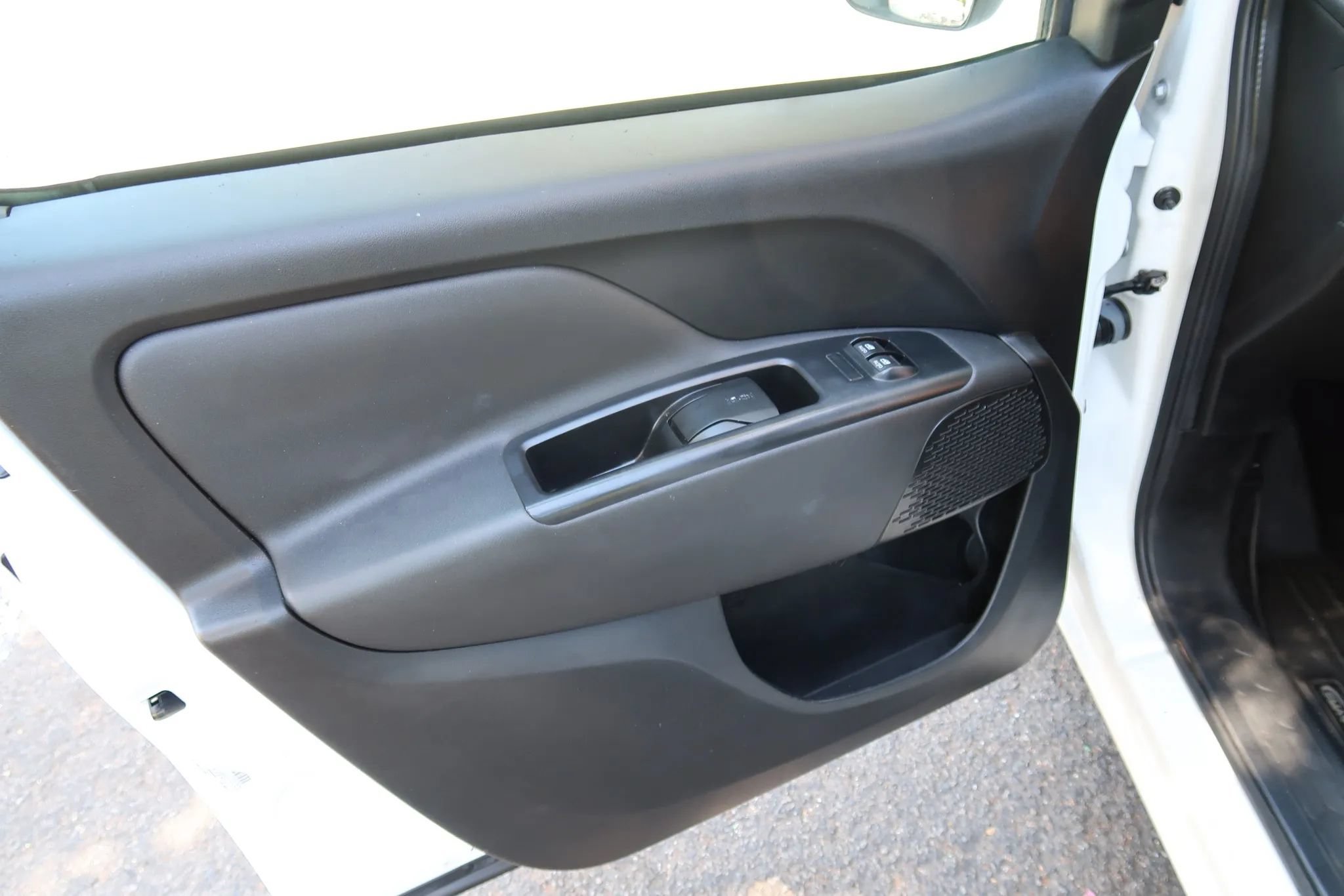 Used 2016 RAM ProMaster City Tradesman FWD image 27