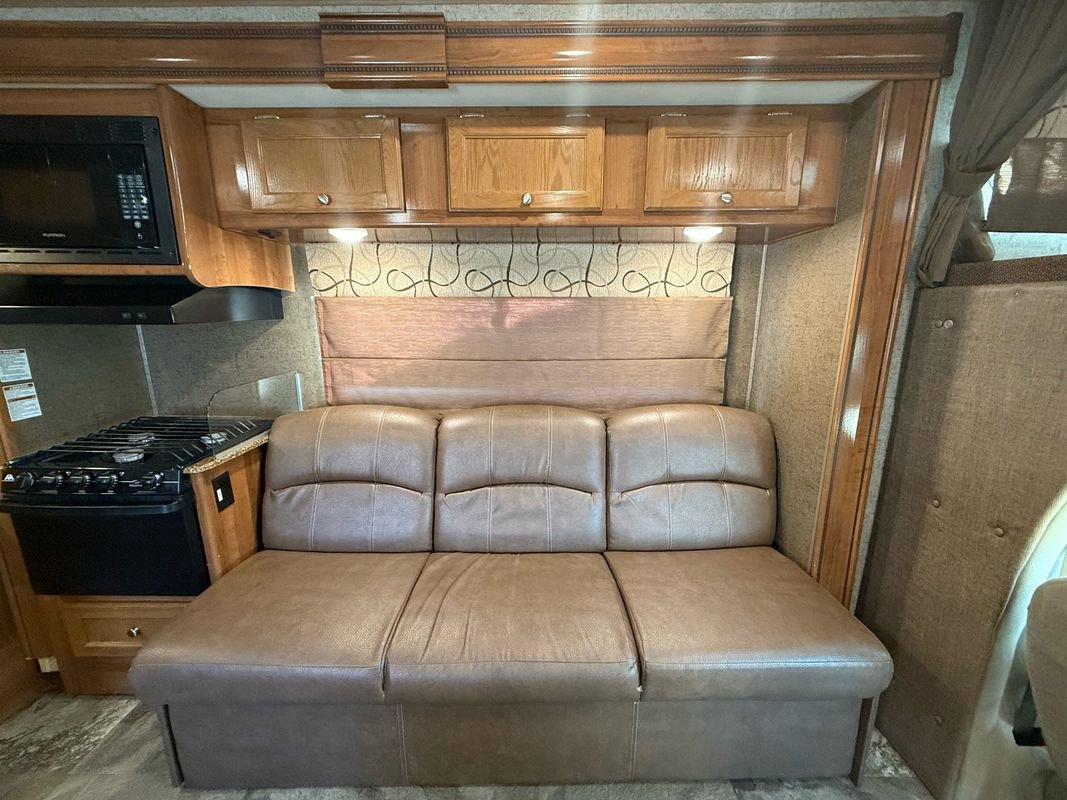 Used 2017 Ford E-450 and Econoline 450 Super Duty w/ Motorhome Prep Package RWD image 18