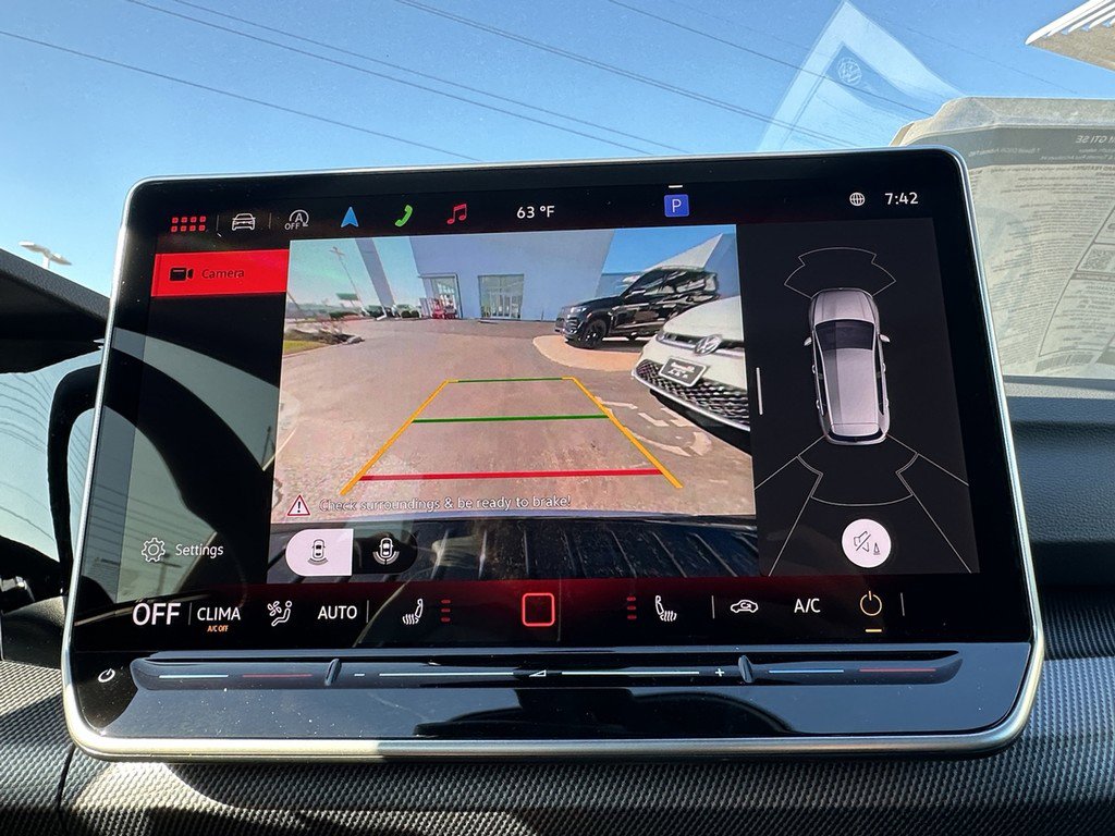 New 2026 Volkswagen Golf SE image 25