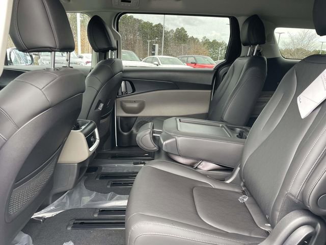 New 2026 Kia Carnival image 25