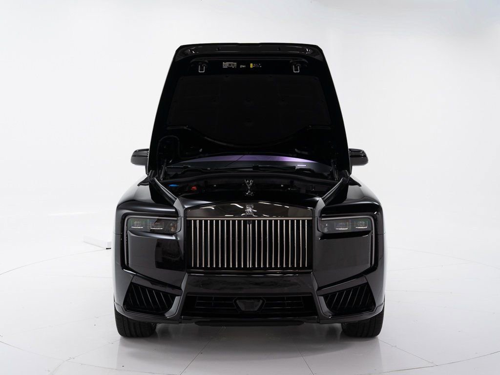 Used 2025 Rolls-Royce Cullinan Black Badge w/ Leather Finishing Pack AWD/4WD image 56