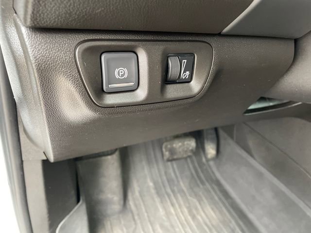 Used 2022 GMC Acadia AT4 AWD/4WD image 30