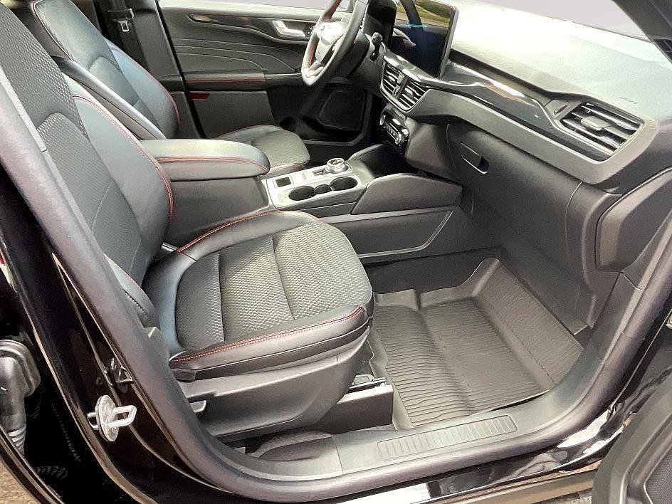 New 2026 Ford Escape ST-Line Select w/ Tech Pack #1 image 17