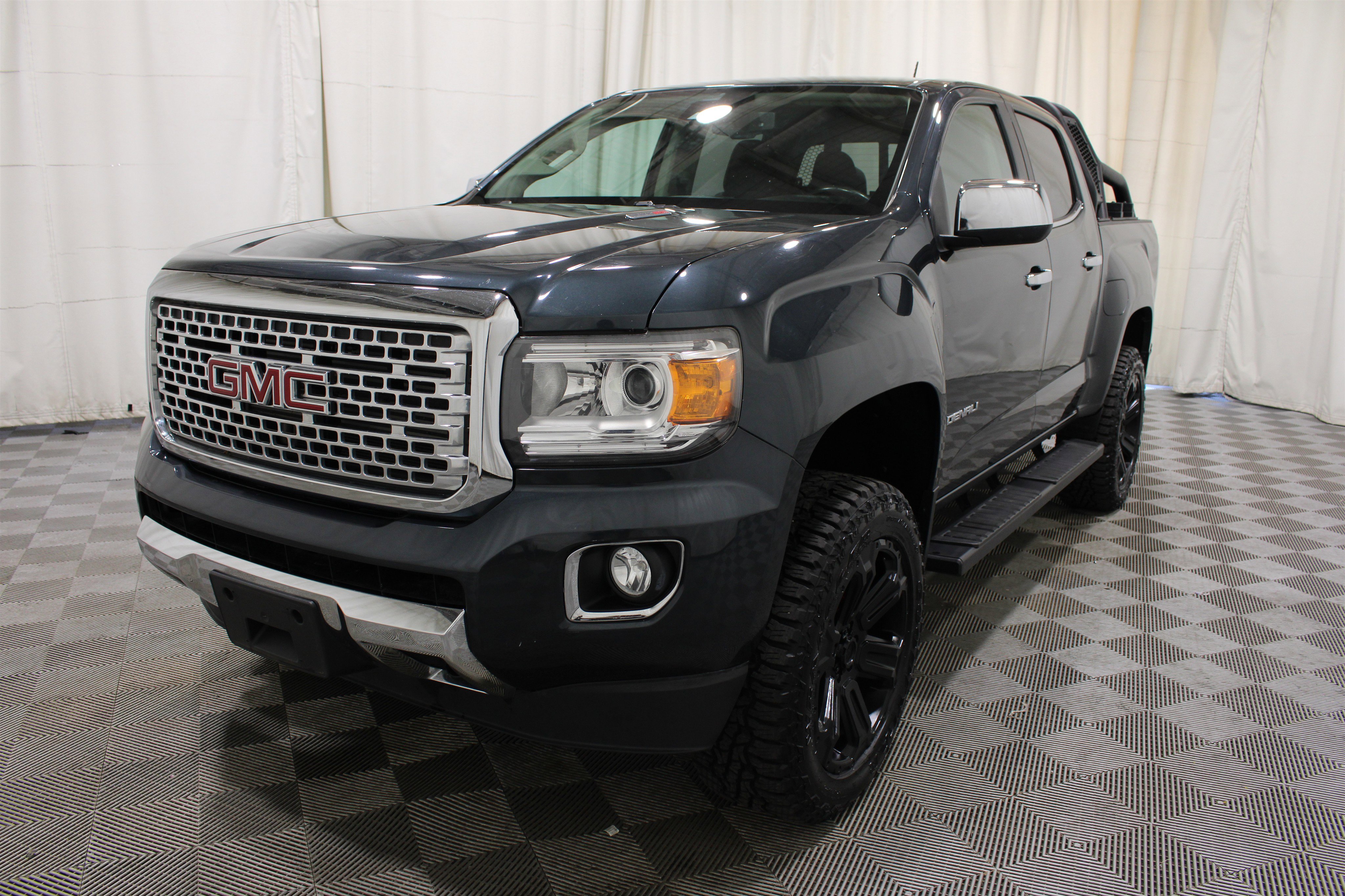 Used 2017 GMC Canyon Denali AWD/4WD image 37