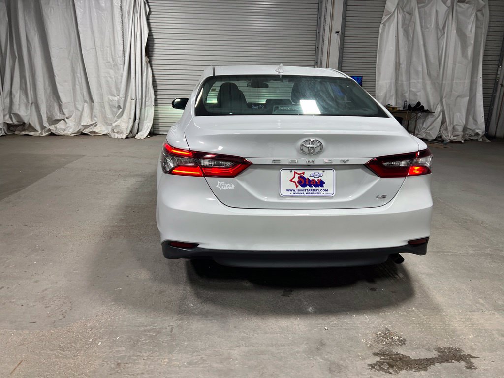 Used 2024 Toyota Camry LE FWD image 6