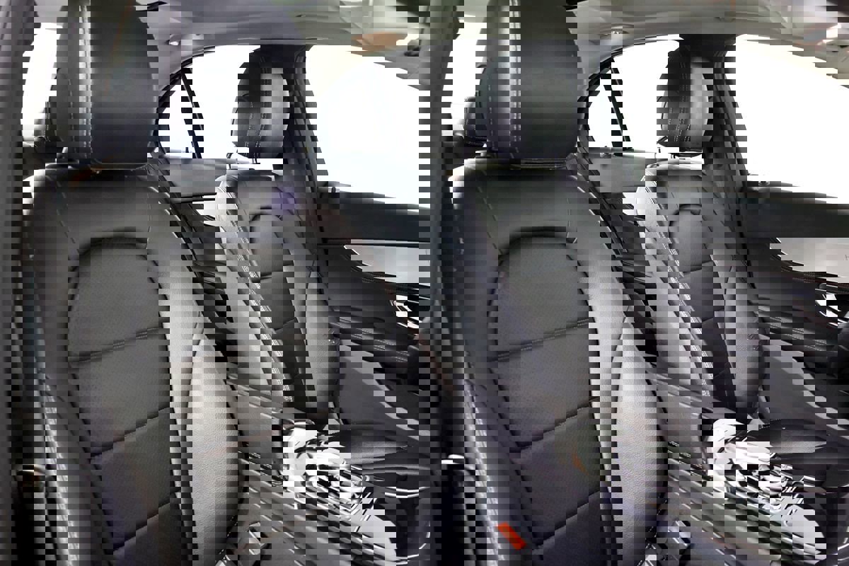 Used 2015 Mercedes-Benz C 300 Sport image 46