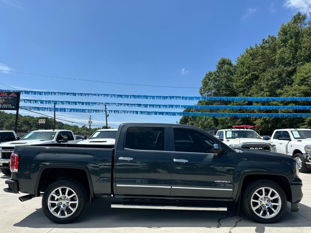 Used 2017 GMC Sierra 1500 Denali AWD/4WD image 8
