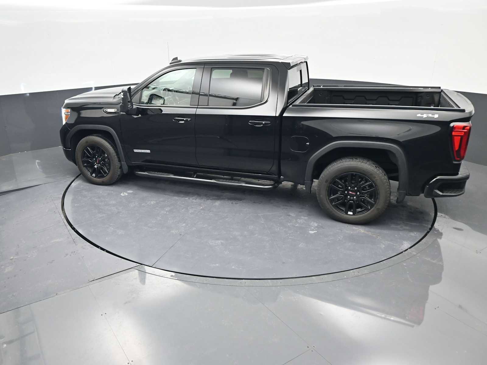 Used 2021 GMC Sierra 1500 Elevation w/ Preferred Package image 34