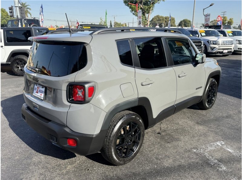 Used 2020 Jeep Renegade Altitude image 12