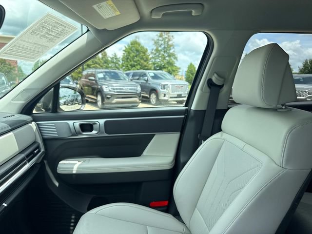 Used 2024 Hyundai Santa Fe SEL FWD image 23