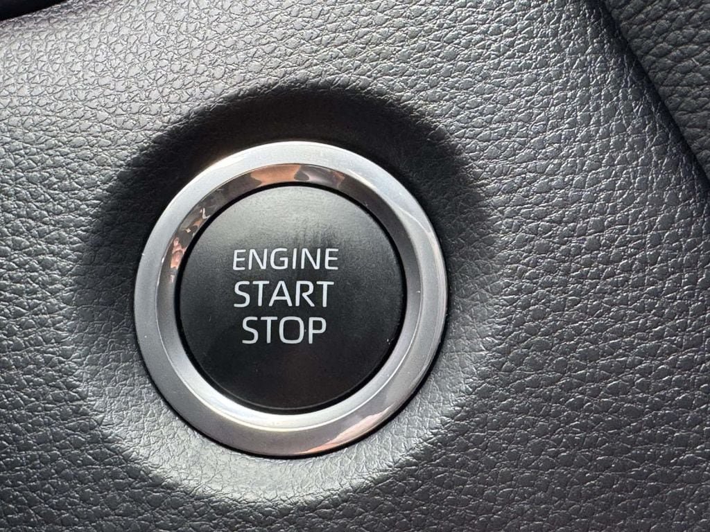 Used 2024 Toyota Corolla XSE FWD image 9