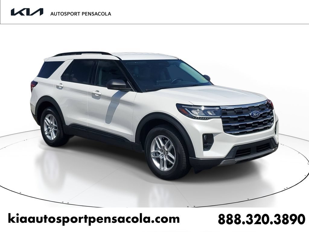 Used 2026 Ford Explorer Active w/ Active Comfort Package RWD image 1