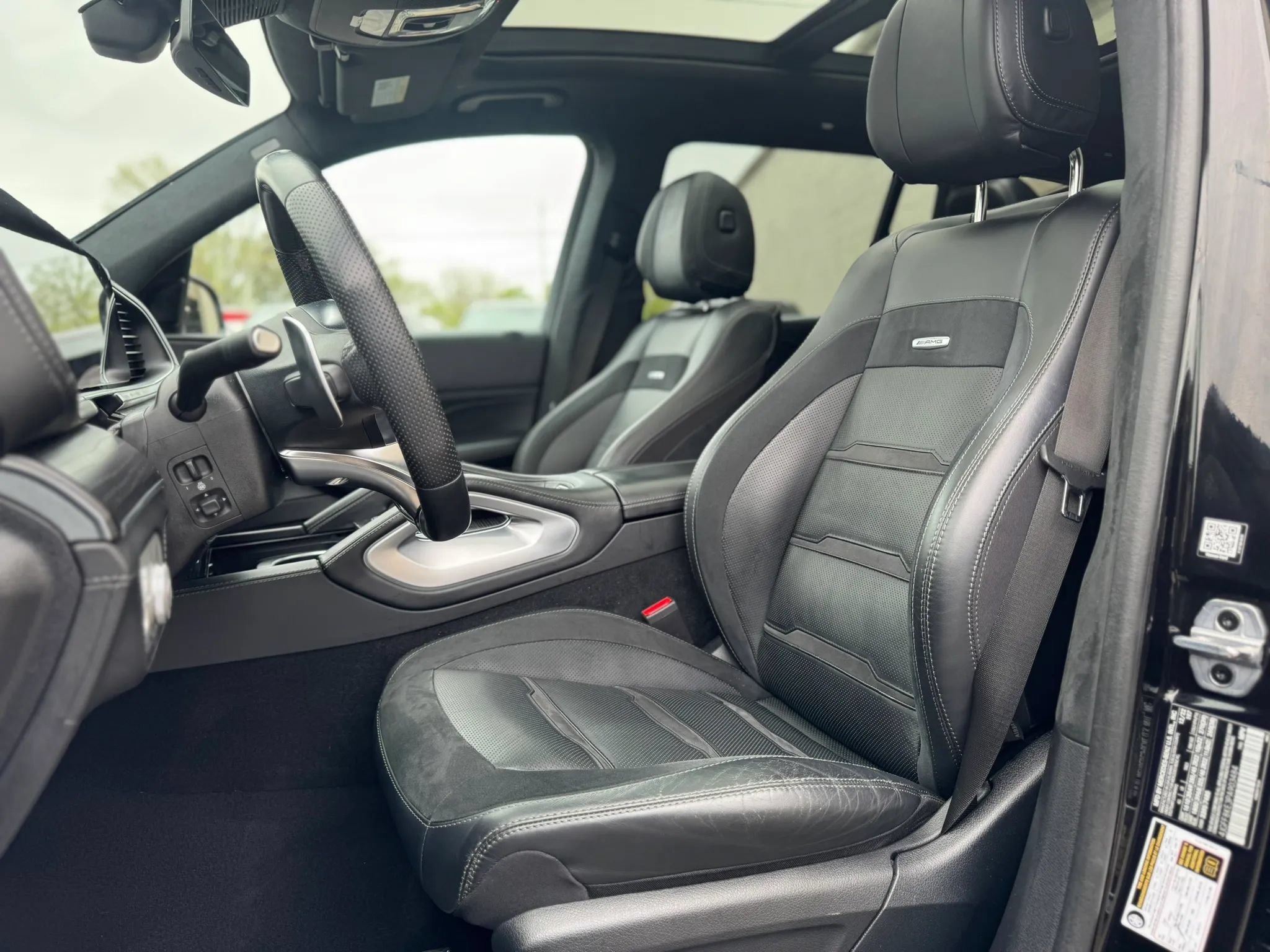 Used 2023 Mercedes-Benz GLS 63 AMG 4MATIC w/ Warmth & Comfort Package image 21