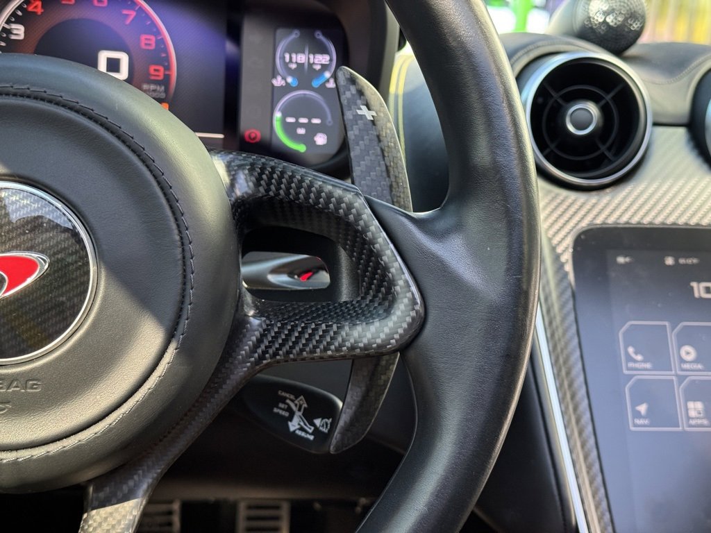 Used 2017 McLaren 570S image 19