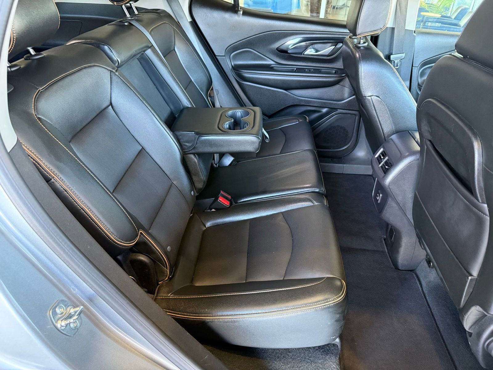 Used 2024 GMC Terrain AT4 image 38