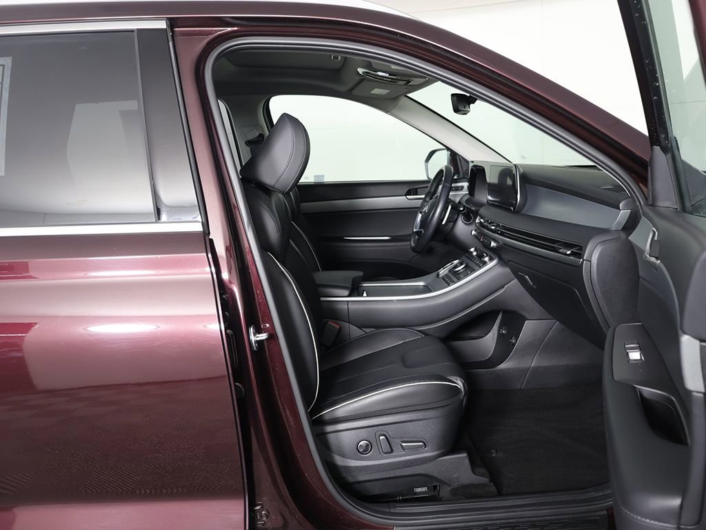 Used 2023 Hyundai Palisade SEL w/ Premium Package image 35