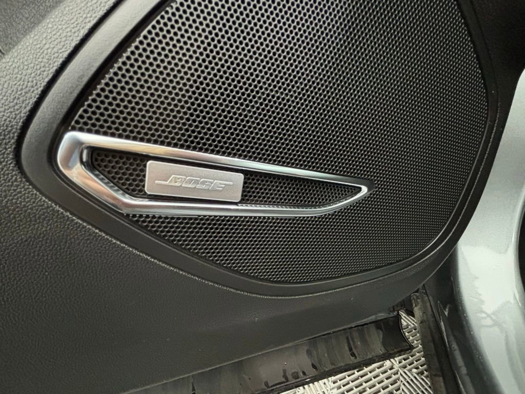 New 2025 Buick Envision Sport Touring image 9