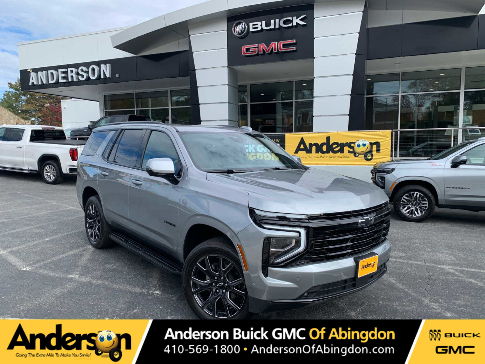 Used 2025 Chevrolet Tahoe RST image 1