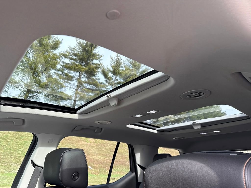 Used 2018 Chevrolet Traverse Premier w/ Redline Edition image 23