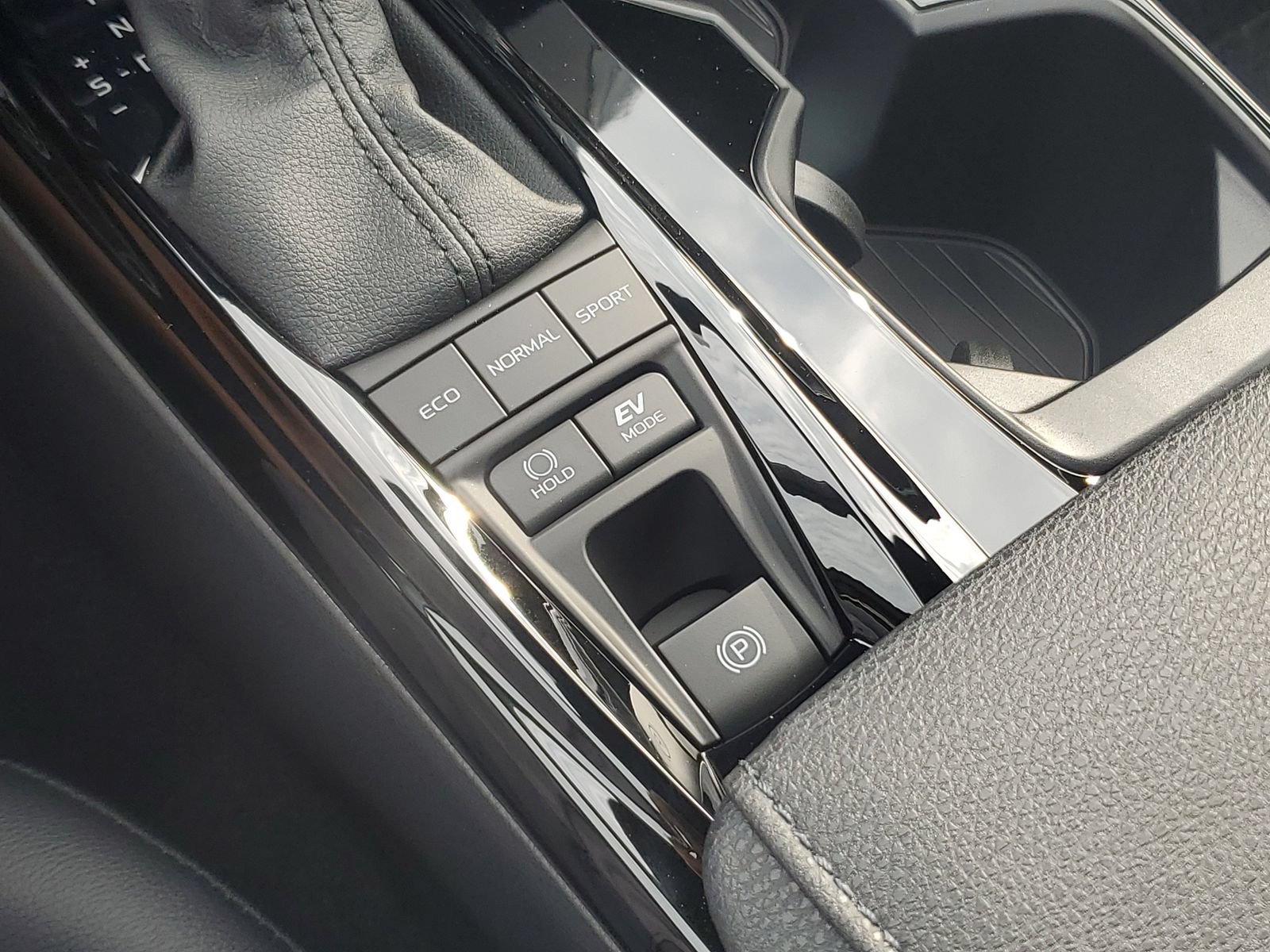 New 2026 Toyota Camry XSE w/ Premium Plus Package FWD image 33