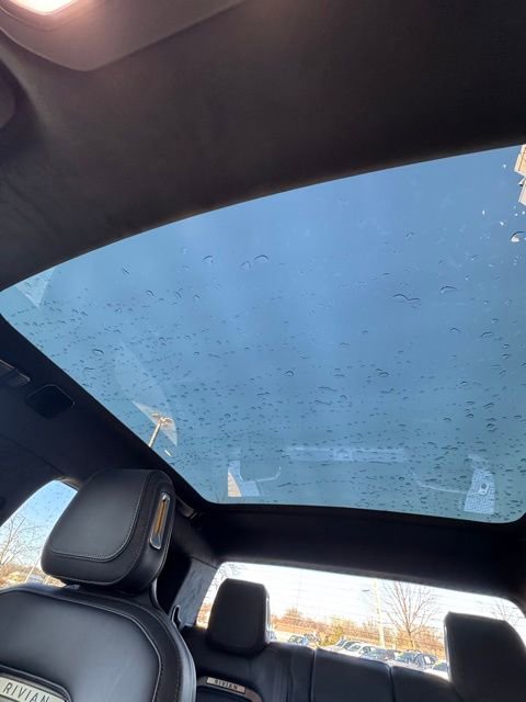 Used 2022 Rivian R1T Launch Edition image 56