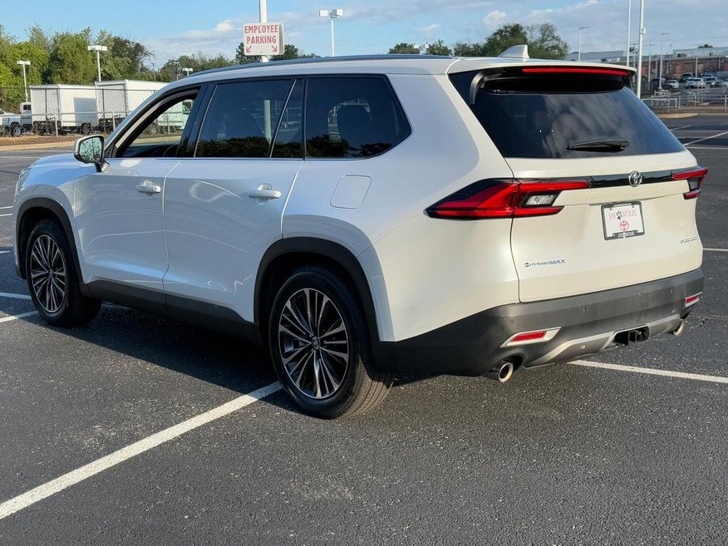 Used 2024 Toyota Grand Highlander AWD Hybrid image 8