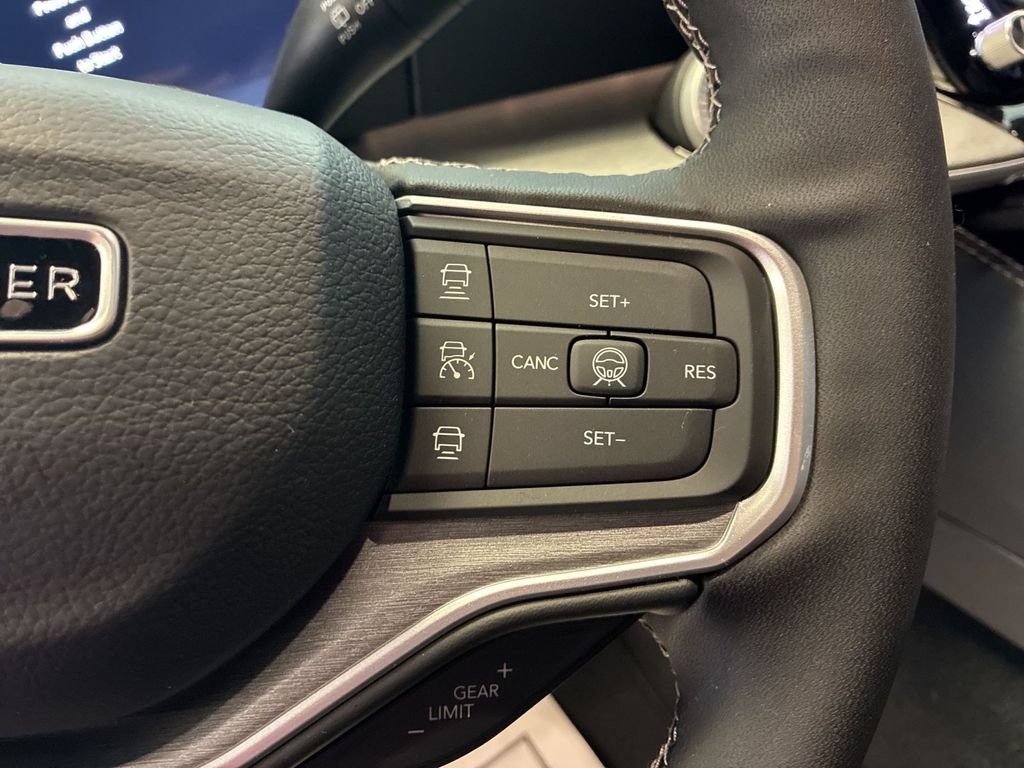 New 2026 Jeep Grand Wagoneer L Limited AWD/4WD image 18