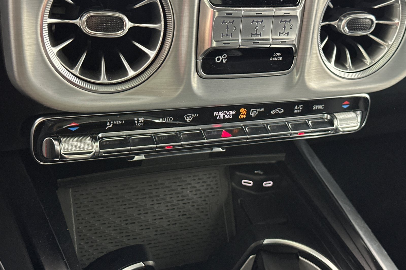 Used 2025 Mercedes-Benz G 550 image 20