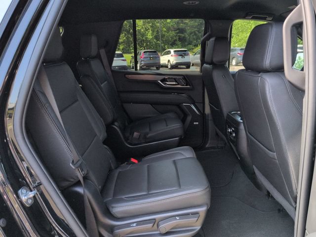 Used 2025 GMC Yukon Denali AWD/4WD image 29