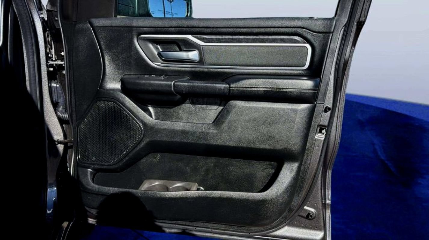 Used 2020 RAM 1500 Big Horn AWD/4WD image 16
