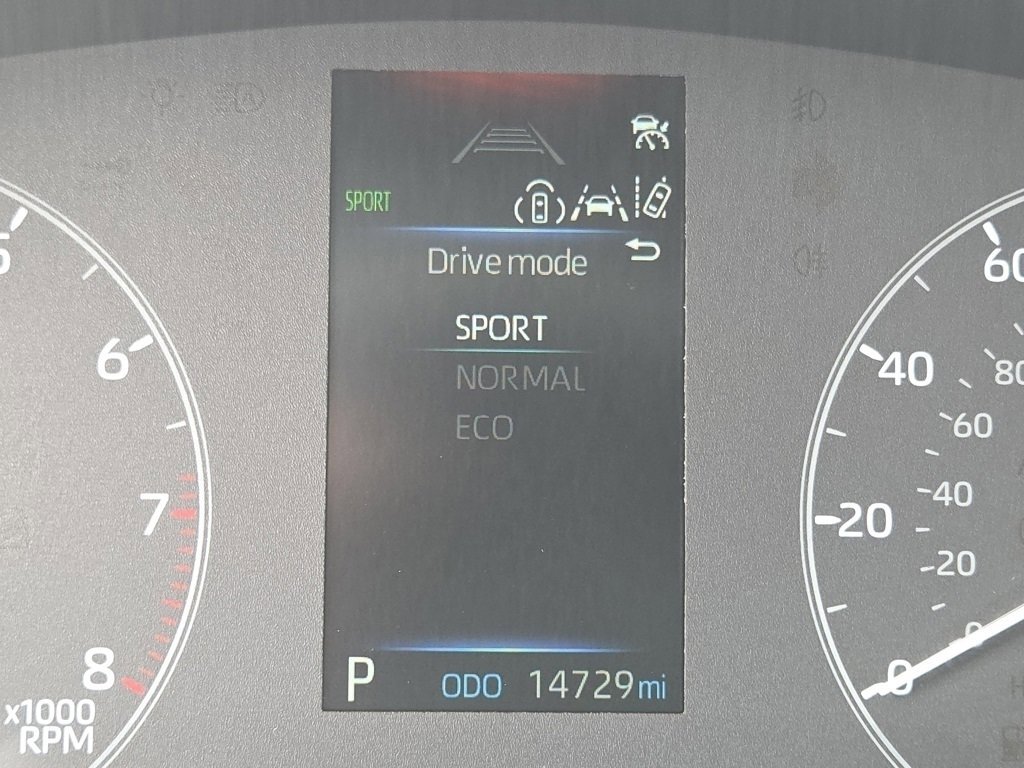 Used 2025 Toyota Corolla SE image 14