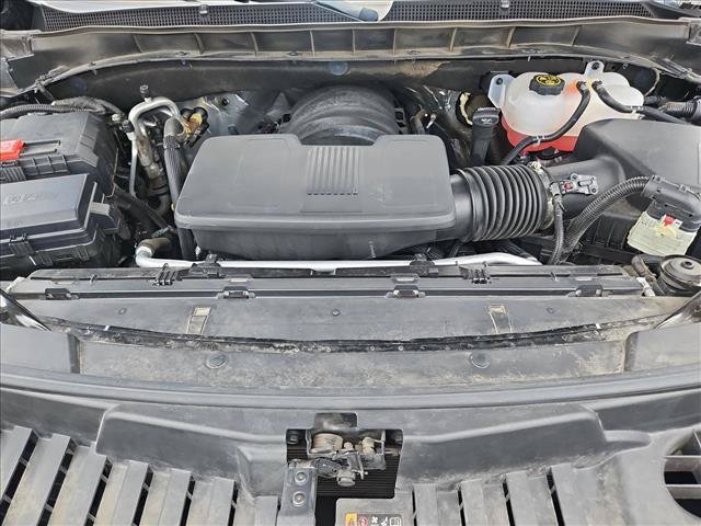 Used 2022 Chevrolet Suburban Z71 w/ Luxury Package AWD/4WD image 23