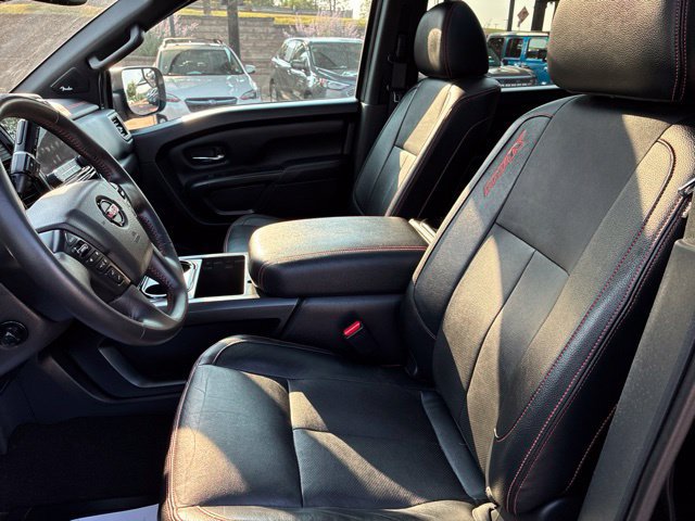 Used 2021 Nissan Titan PRO-4X w/ Pro-4x Convenience Package AWD/4WD image 18