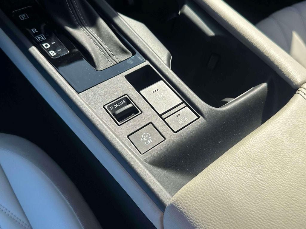 New 2026 Nissan Sentra SL w/ Floor Mat Package FWD image 30