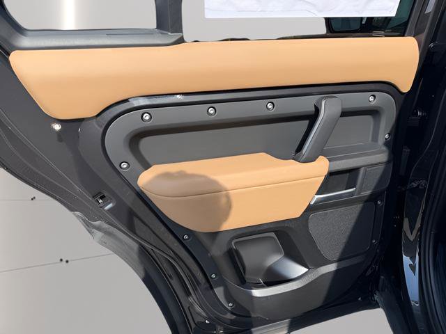 New 2026 Land Rover Defender 110 X AWD/4WD image 28