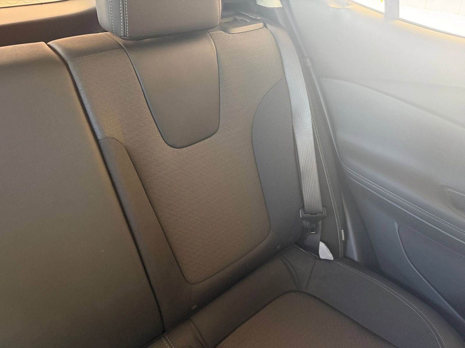 Used 2025 Buick Encore GX Preferred FWD image 36