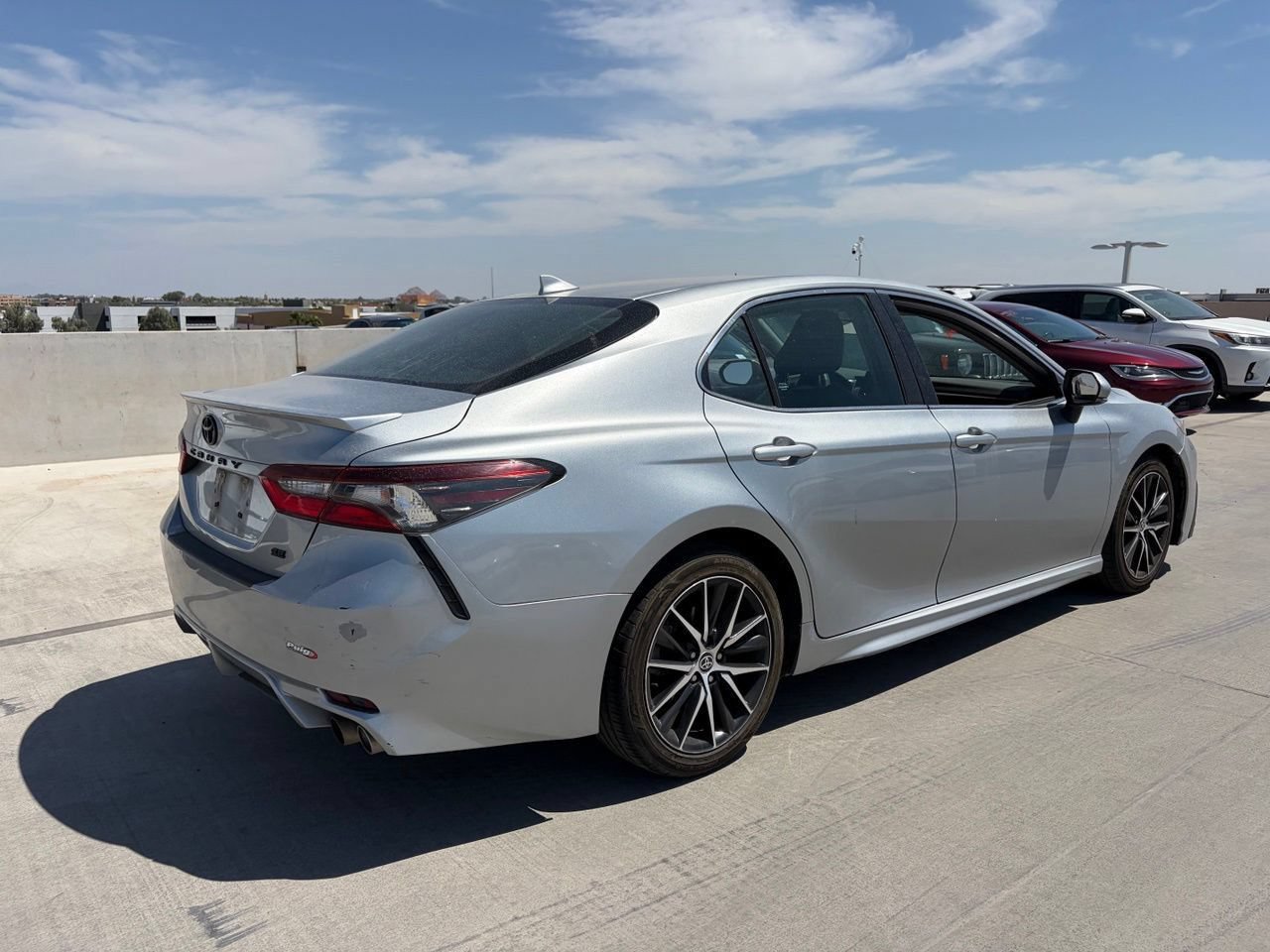 Used 2023 Toyota Camry SE FWD image 2