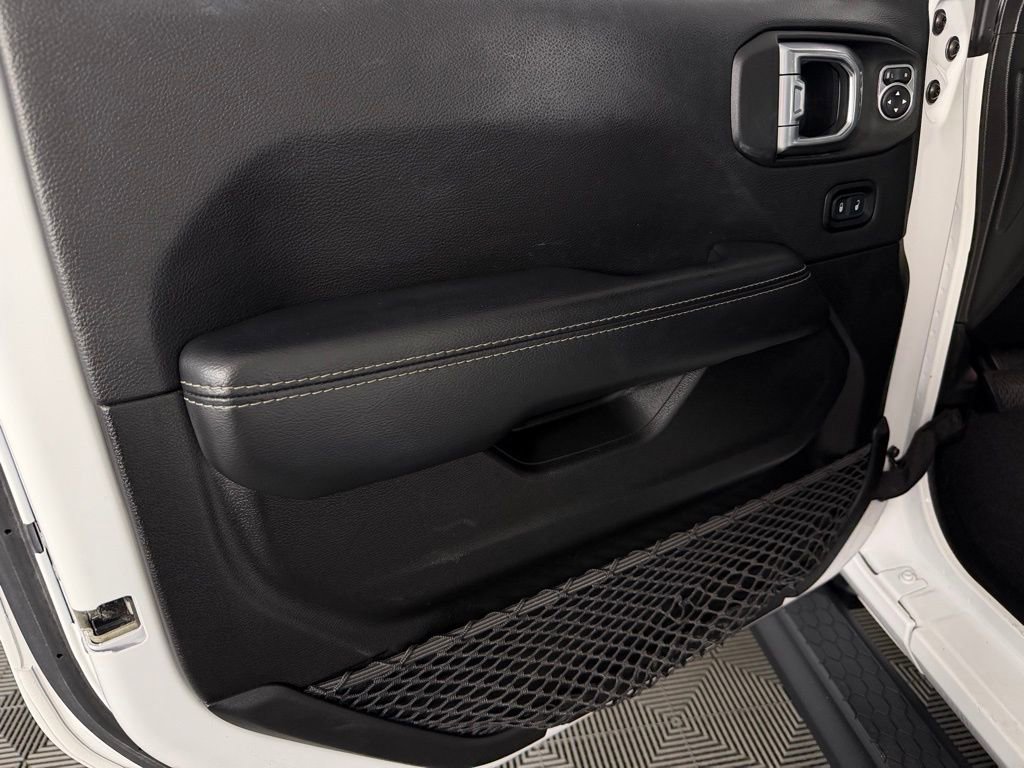 Used 2022 Jeep Wrangler Unlimited Sahara w/ LED Lighting Group image 26