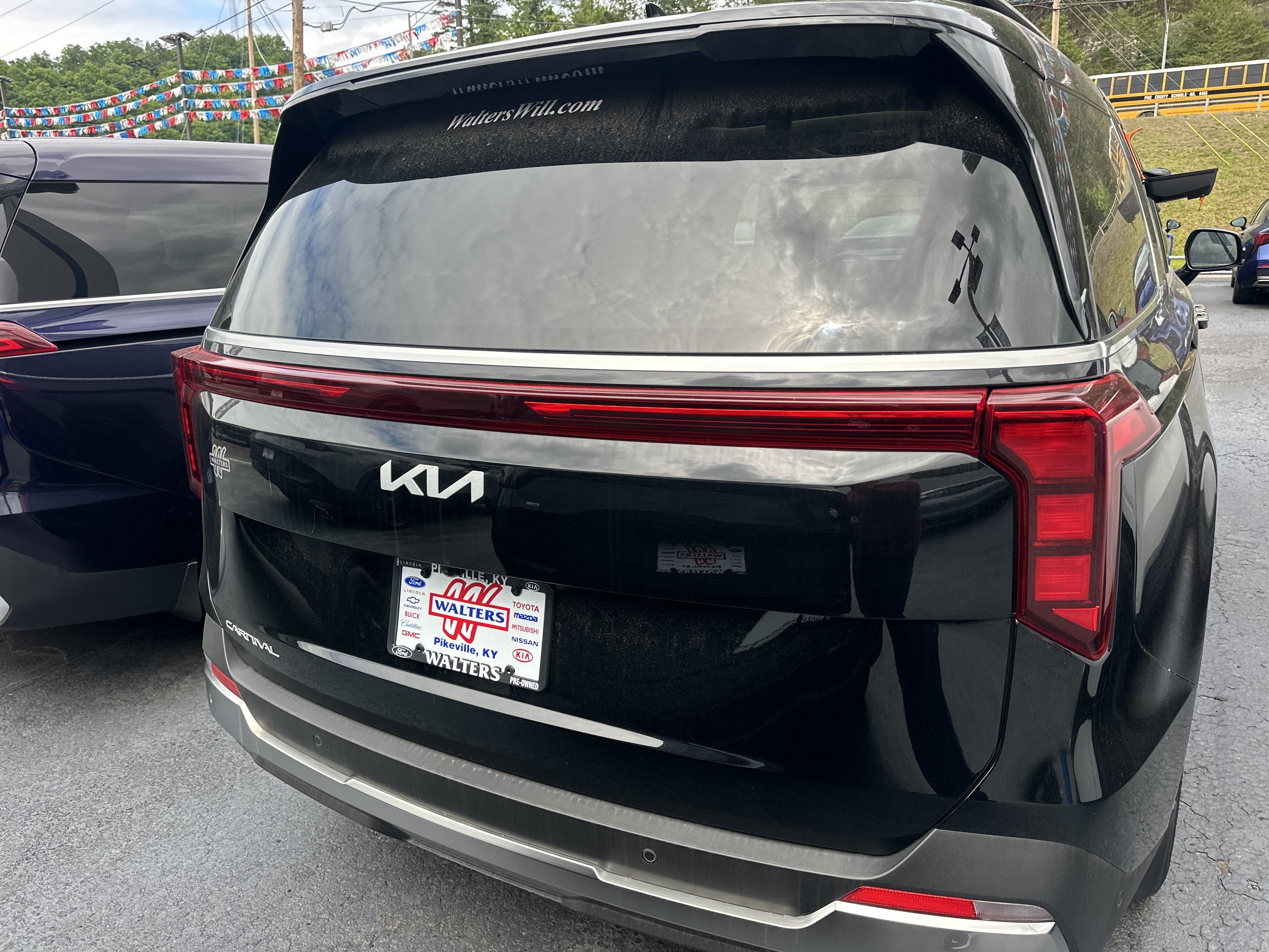 New 2026 Kia Carnival SX FWD image 5